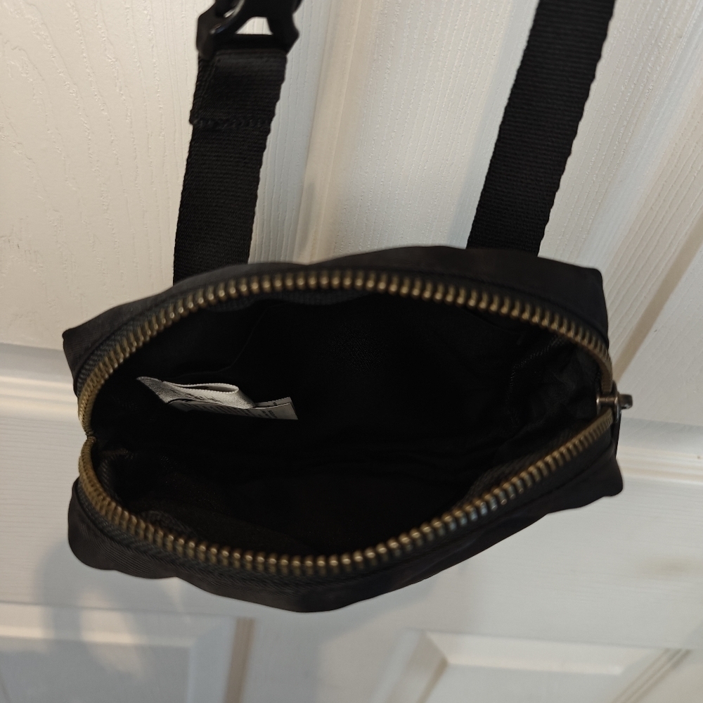 HERSCHEL Crossbody Shoulder Bag - Picture 4 of 6
